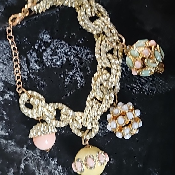 Ladies Vintage Bracelet with extender - Picture 4 of 5